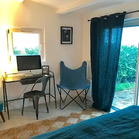 Aloha Apartment *